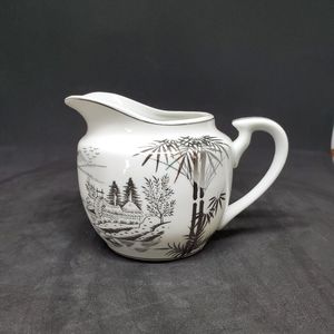 Kutani KUT66 Platinum Bamboo Creamer